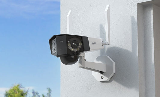 Reolink Duo 2 LTE — 2K+ 180° Panoramic Dual-Lens 4G Security Camera with Solar/Battery Power